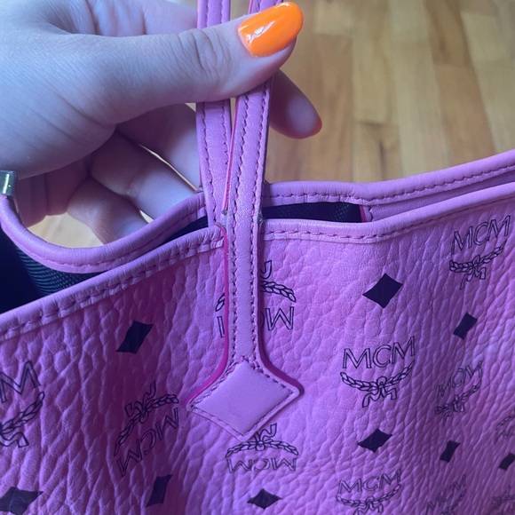 MCM tote bage - Picture 9 of 9